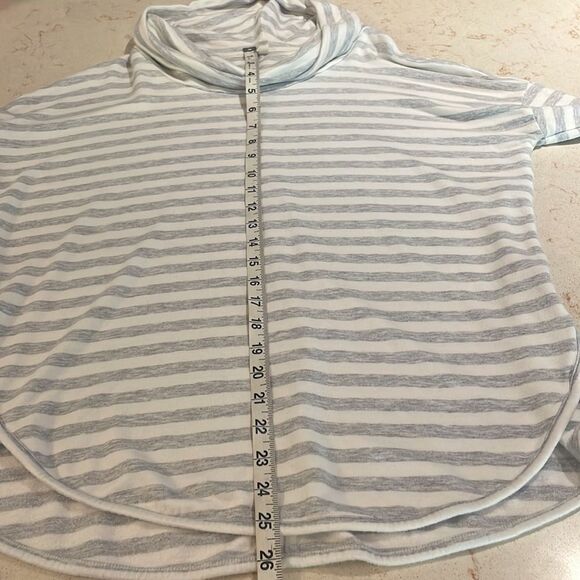 Lou & Grey striped cowl neck long sleeve top SZ medium - Picture 10 of 10